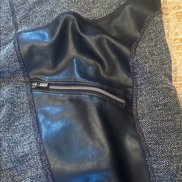 Athleta Black and Gray Patterned Leggings, herringbone pattern with leather - Picture 3 of 8